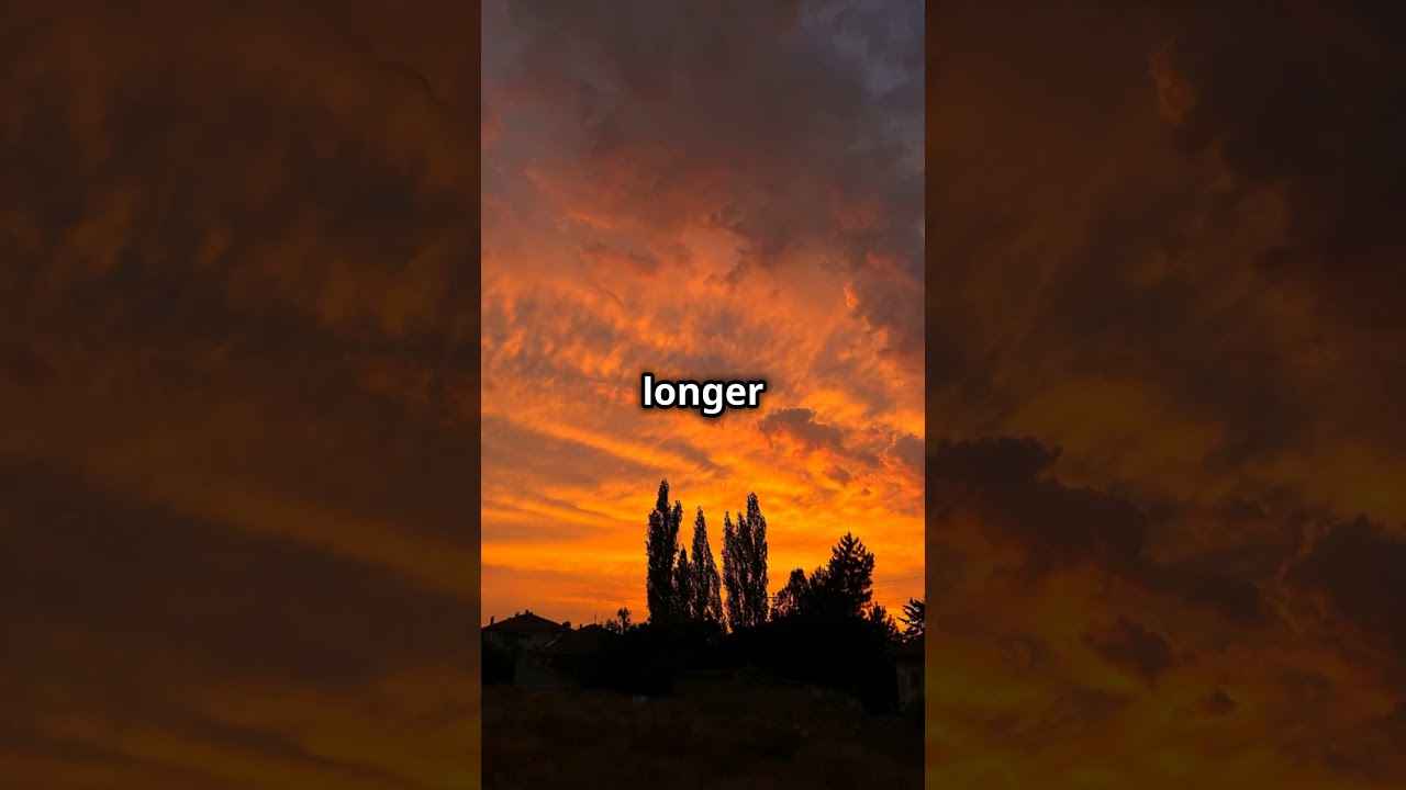 Why Is the Sky Red at Sunset  🌅