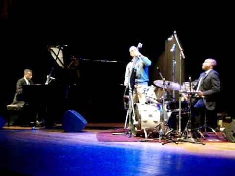 Eric Byrd Trio en el Teatro Municipal 2