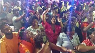 Baló Januário, na casa da mana