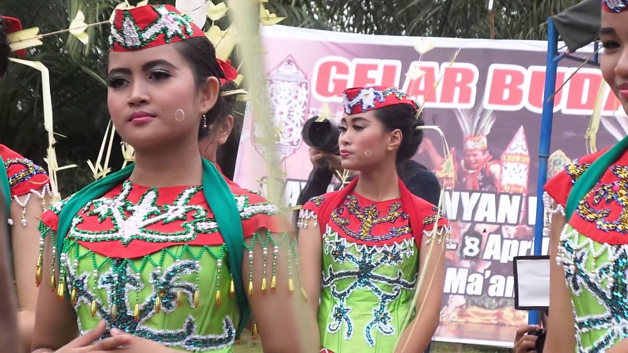 Perkawinan Adat Bagunung Perak Dayak Ma'anyan Warukin