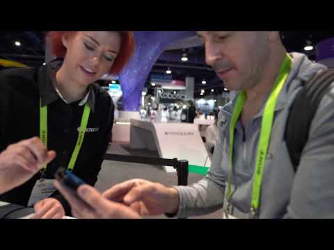 Royole FlexPai Review At CES 2019 Bendable Phone