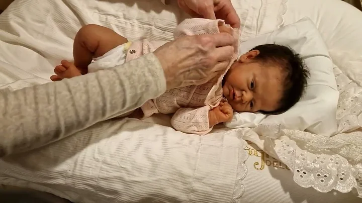 Changing silicone baby Ivy, sculpted  by Selena Sa...