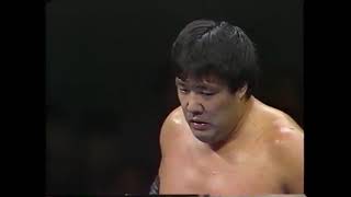 10.28.1988 - Jumbo Tsuruta vs Genichiro Tenryu