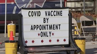Seniors express concerns with booking COVID-19 vaccines online