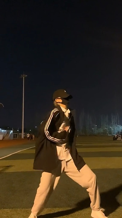 Twocolors - Lovefool | 唱姐 - Xuong Thu 🖤#Lovefool #twocolors #dance #douyin #tiktok #hottrend