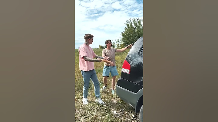 КОГДА УЧИШЬ ПАРКОВАТЬСЯ ДРУГА  #прикол #приколы #prank #shortvideo #shorts #short