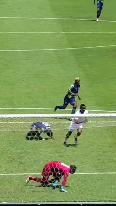 Keeper says NO!!!! || Kaizer Chiefs|| Diski challenge || Best save by Nkosi || #diskichallenge