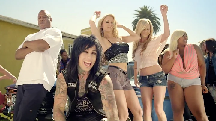 Falling In Reverse - "Good Girls Bad Guys" - DayDayNews