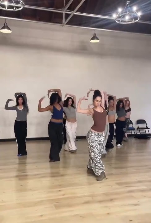 KATSEYE rehearsing the