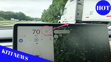 Tesla owner demos Autopilot’s lane-changing behavior when a vehicle is detected