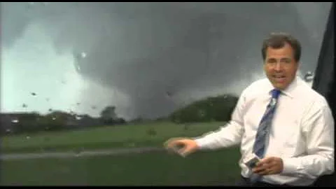 Moore, OK Deadly Tornado from KFOR live broadcast ...