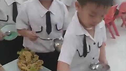 Tiệc Buffet lớp 5 tuổi A Mầm non Hương sơn