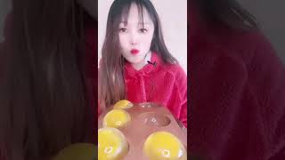 Hollow Ice Filled with Water Eating|Crunchy Ice Eating Asmr|#onlybites #mukbang #icebites #asmr