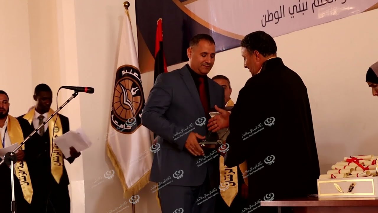 احتفالية تخرج طلبة جامعة الزنتان بتيجي LCNA