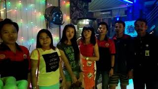 Karyawan karaoke keluarga X2 Sidoarjo