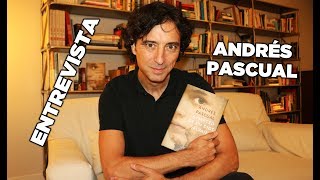 Entrevista a Andrés Pascual para hablar sobre su última novela &quot;A merced de un dios salvaje&quot;