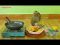 Master Chef Assistant Monkey Kako Cooking Stir Fried Corn With Vegetable Recipe