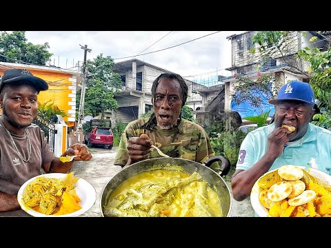 The way our GrandParents cooks‼️coconut curry fish with everything in it