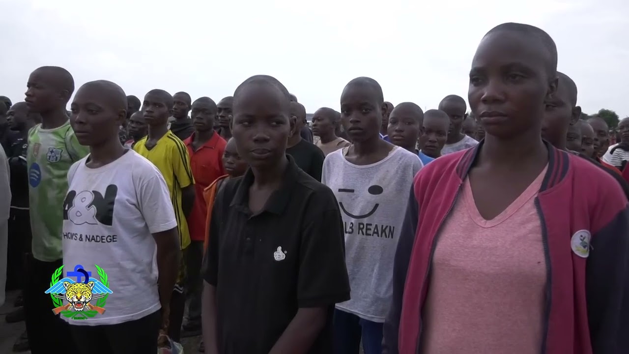 LE CHEF D’ÉTAT-MAJOR GÉNÉRAL DES FARDC EN VISITE AU CENTRE D’ENTRAÎNEMENT DES TROUPES AÉROPORTÉES