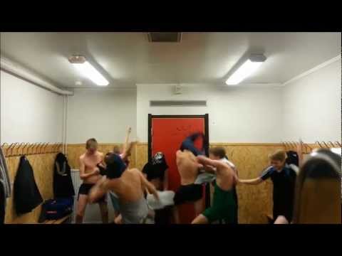 Harlem Shake: Dressing room edition