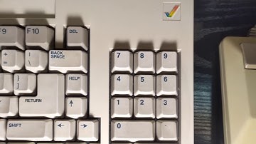 COMMODORE AMIGA 1000 4K UHD