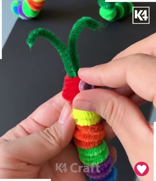 Pipe Cleaner Caterpillar Craft 