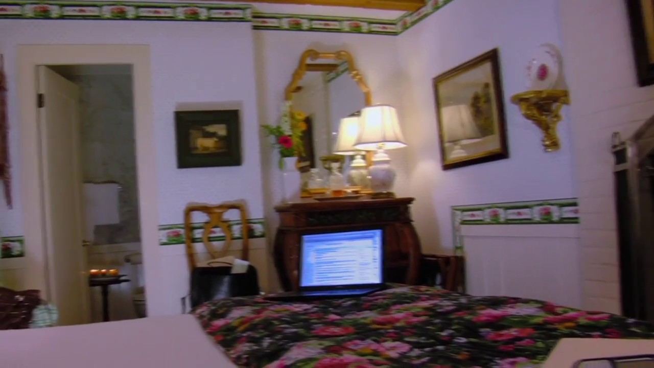 The Garden Room - Bed and Breakfast Luxury Getaway to San Diego