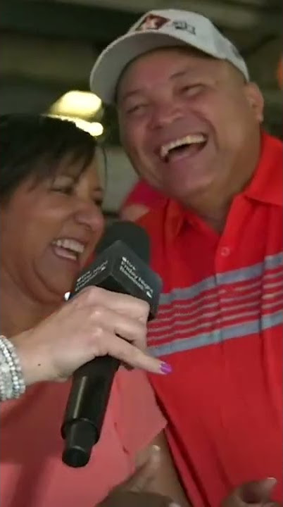 Jeremy Peña hits first homer as parents are interviewed