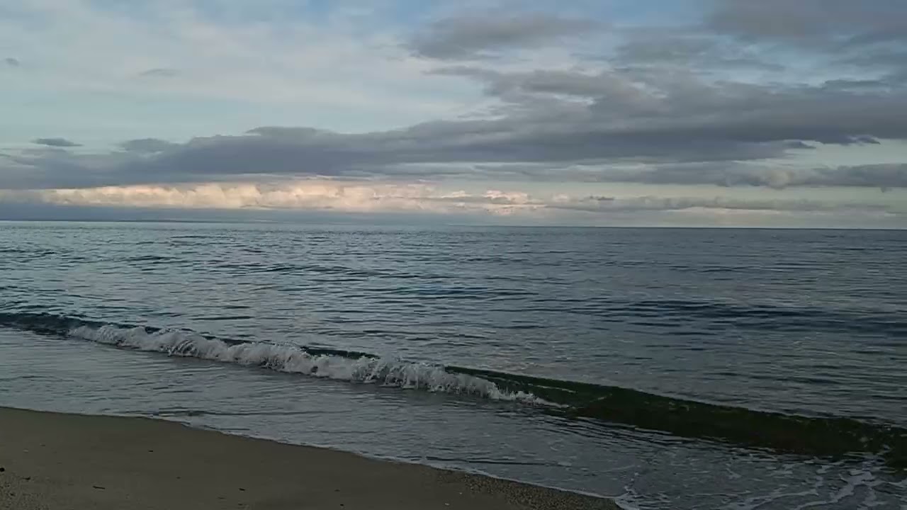 Море вечером: тишина, которая успокаивает.