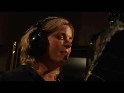 Jacqui Naylor- Lucky Girl - clip - NPR Pledge Driv...