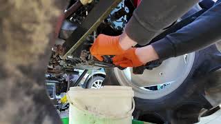 Changing the hydraulic Oil in Yanmar F type tractor