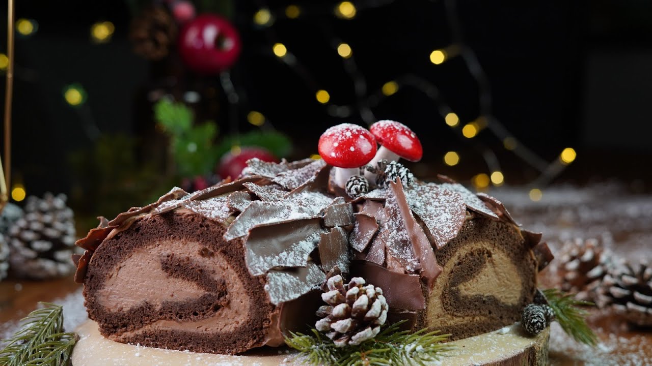 chocolate Swiss Roll - Buche de Noel Recipe / Swiss Roll Cake Recipe ...