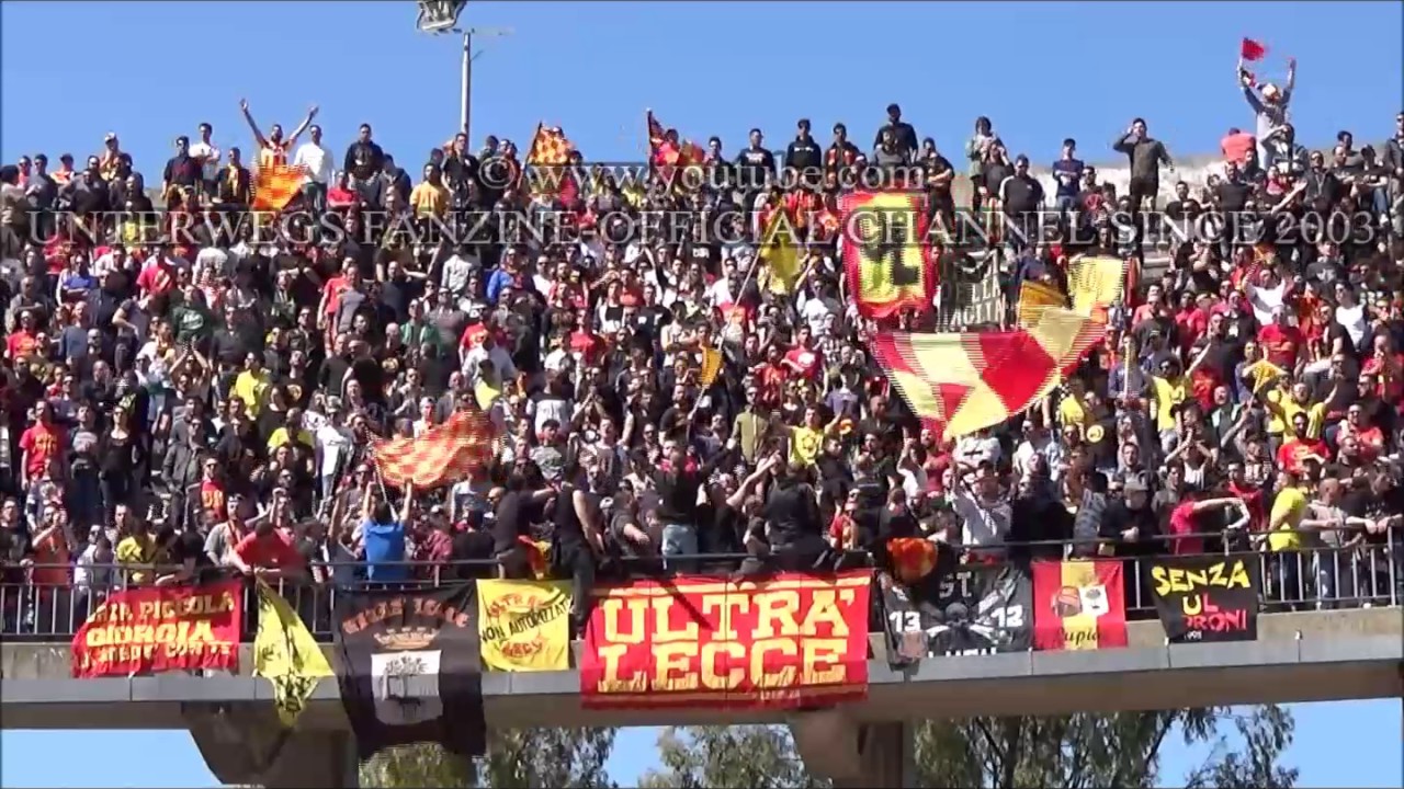 US Lecce - F.C. Messina 2016/17 (Tifo Curva Nord & Ospiti)