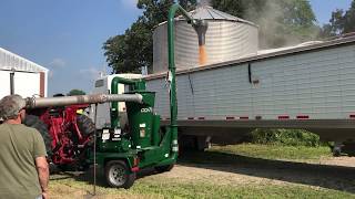 Conveyair Ultima62 Grain Vac Unloading a Full Bin.