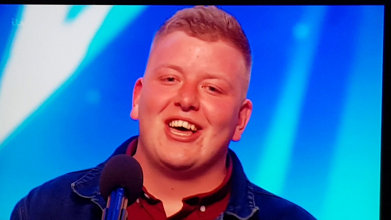 Gruffydd Wyn Roberts wows BGT judges and gets golden buzzer!