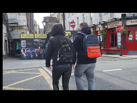 Видео: Самостоятельная пешеходная экскурсия по Дублину