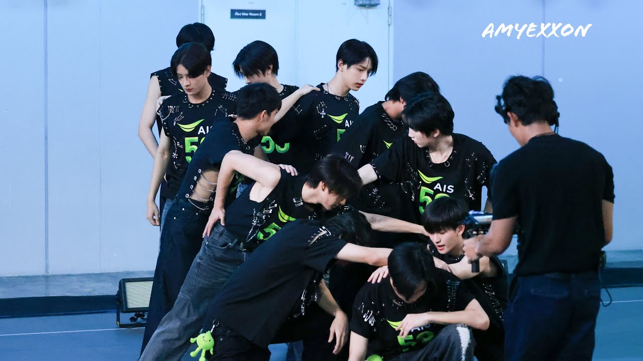 BUS [Because of You I Shine] - LIAR 