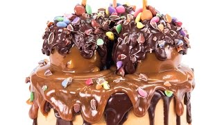 Caramel Apple Cake (Salted Dulce de Leche Caramel Apple Spice) from Cookies Cupcakes and Cardio