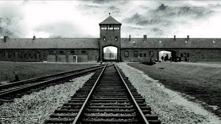 Video thumbnail of "AUSCHWITZ - Francesco Guccini"