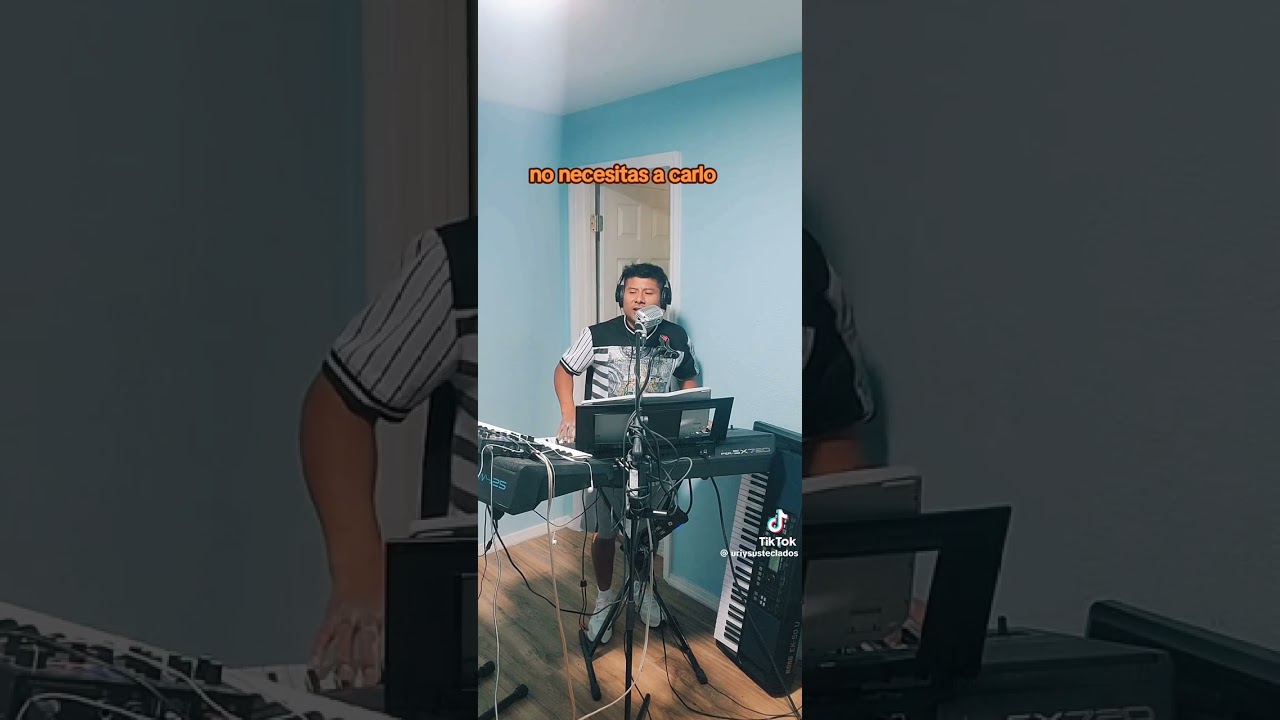 Uri y susteclados - no necesitas a carol