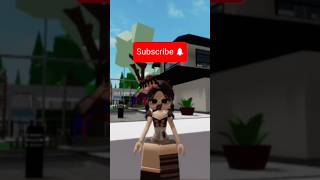 Qual vc prefere ? #roblox #naofloppa