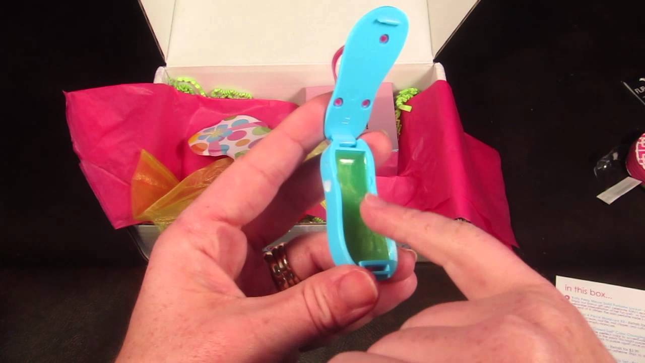 The Boodle Box - June 2014 - 11 year old and up Box -Tween/Teen Subscription Box