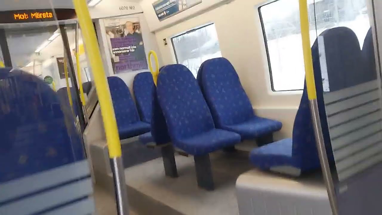 Resa med ett X60 tåg från Hemfosa till Ösmo