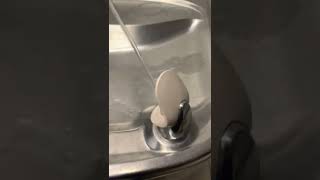 How I think they made the light buzzing of the backrooms