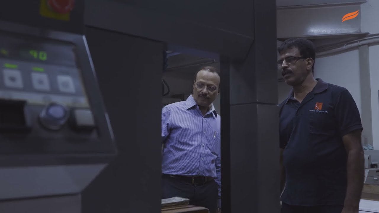 Himalaya Honors 15 Years of Partnership with Sri Sudhindra Offset Press