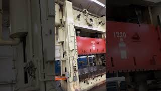 1000 Ton Verson S4-1000-144-84T Straight Side Mechanical Stamping Press For Sale