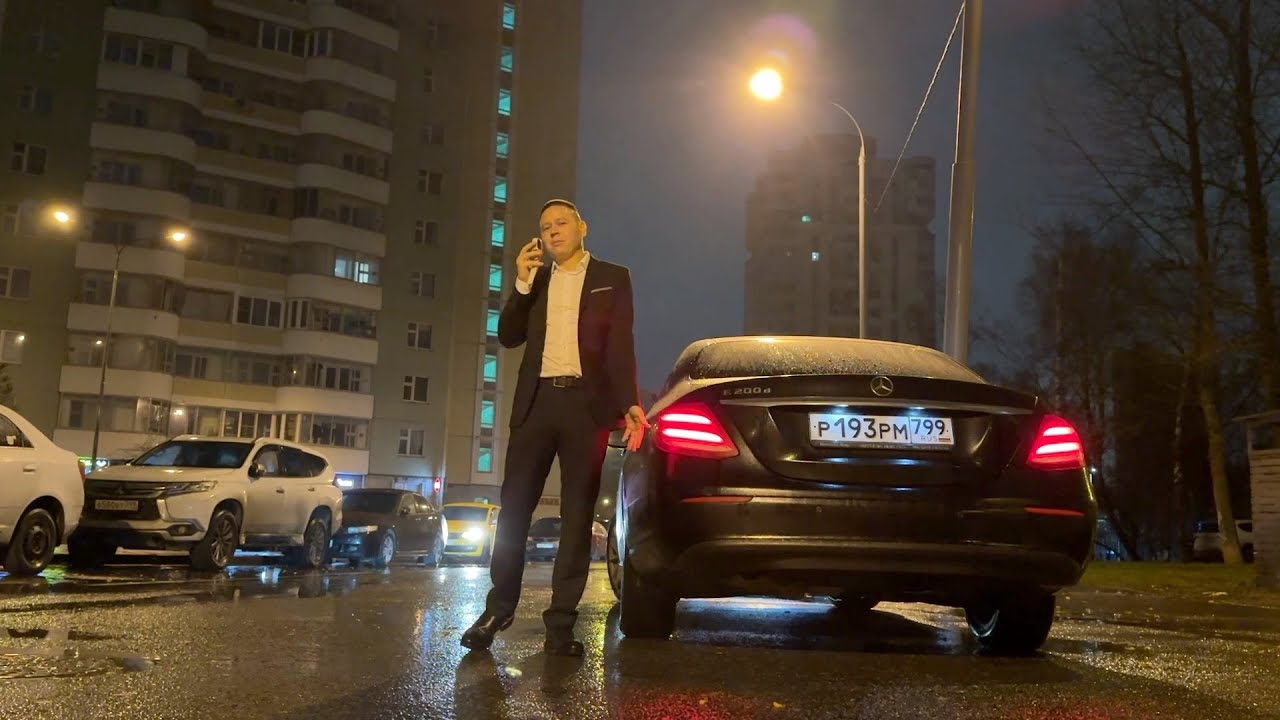 Фото за рулем мерса