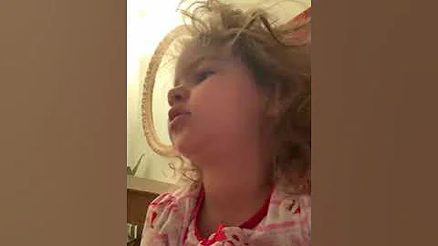 Baby Ellyson and Big Girl Ensley: pooping on the p...