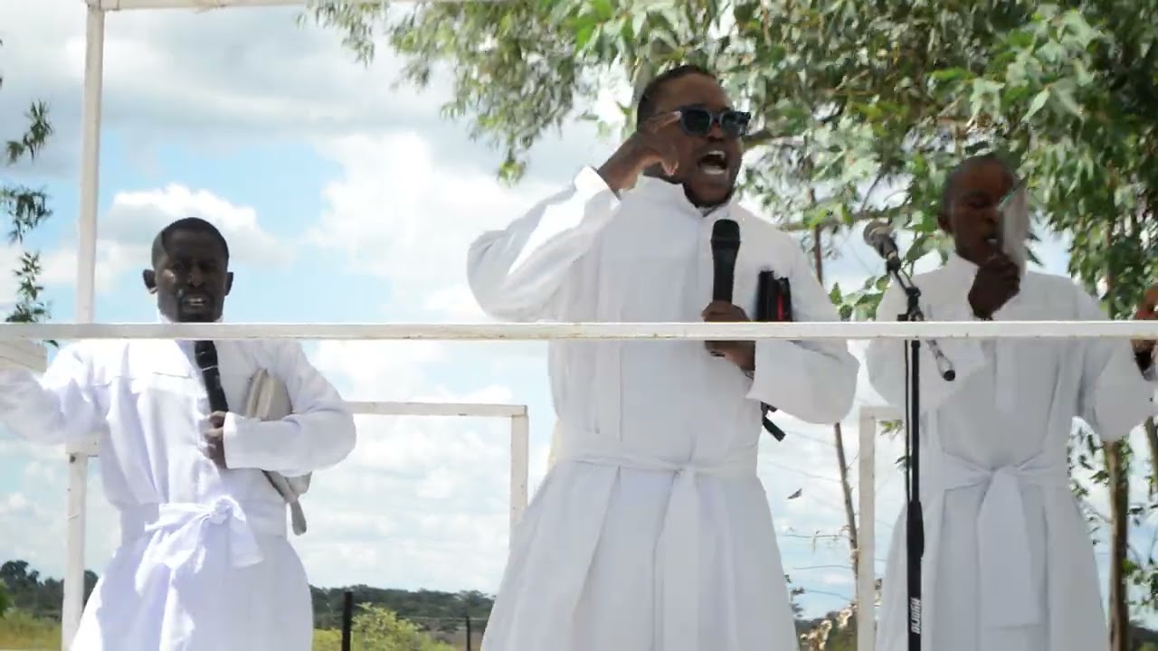 MUSUNUNGURI WAUYA NHASI THE AFRICAN APOSTOLIC CHURCH 