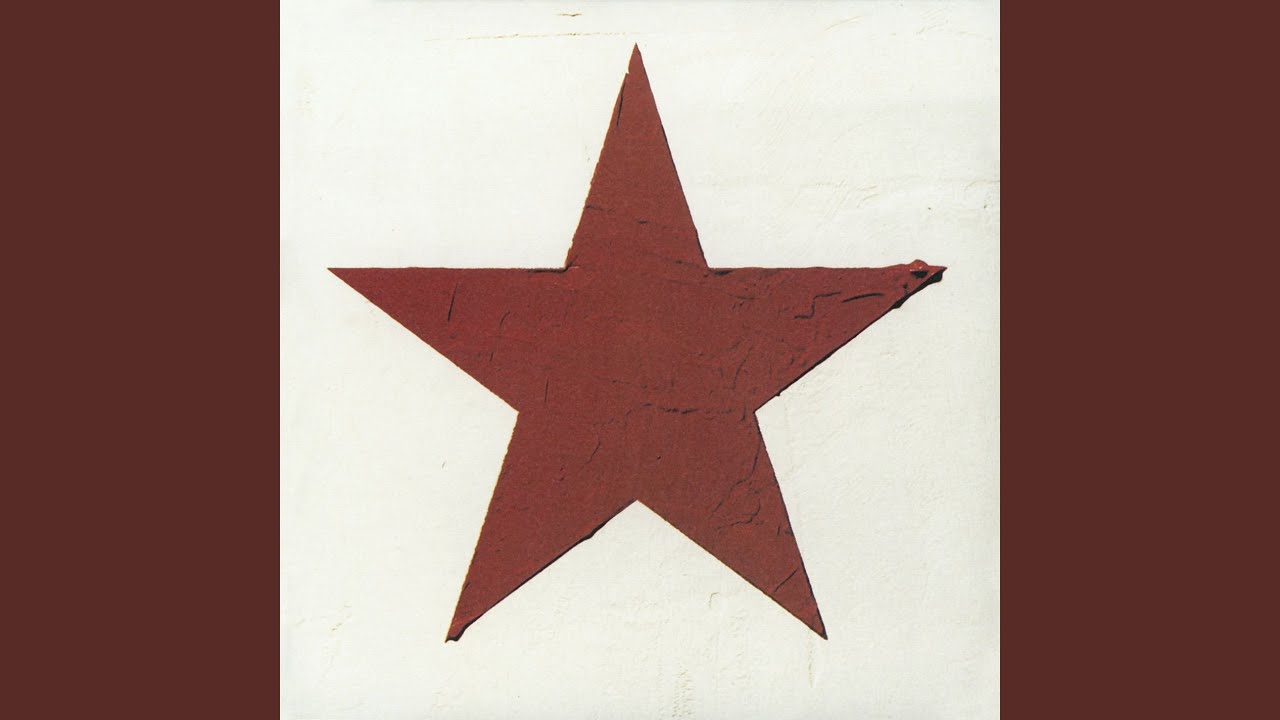 Guarda Almost A Smile su YouTube Guarda Almost A Smile su YouTube